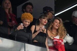 Blake Lively Taylor Swift Texts