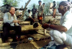 India Mark Tully Obit