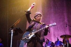 Music Neil Young Greenland