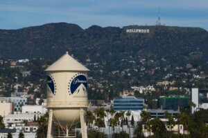 WARNER BROS PARAMOUNT