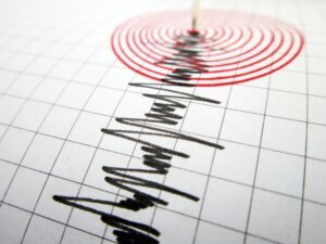 Low,And,High,Earthquake,Waves,On,Richter,Scale,Vibrating,On