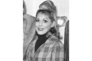 Obit Sondra Lee 3x2 for APNews