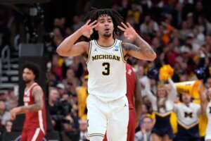 APTOPIX NCAA Alabama Michigan Basketball