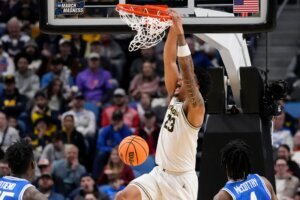 NCAA Saint Louis Michigan Basketball