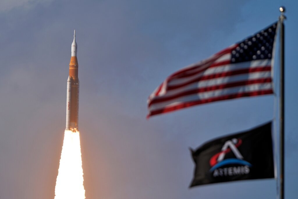 APTOPIX NASA Artemis Moonshot