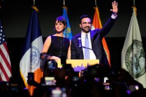 NYC Mayor Wife Apology