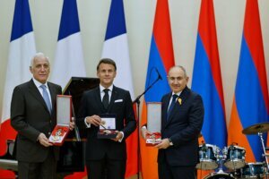 Armenia Macron Sings
