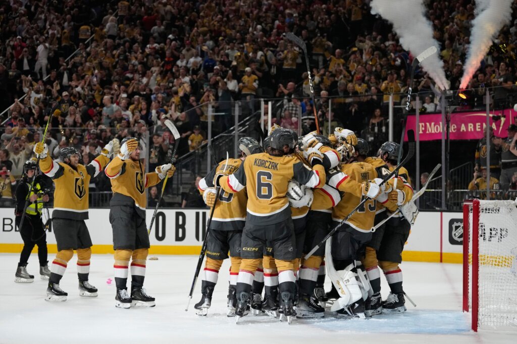 Avalanche Golden Knights Hockey