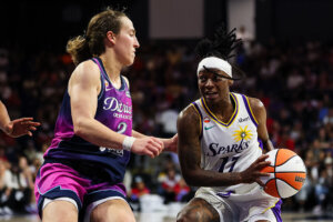 Los Angeles Sparks v Washington Mystics