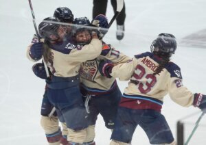 Victoire Charge Hockey
