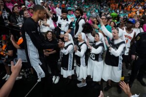 APTOPIX NBA Finals Knicks Spurs Basketball