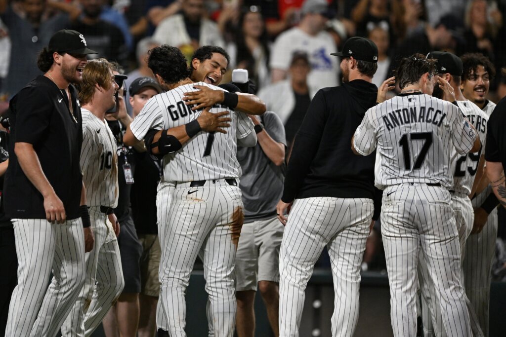 Braves White Sox Baseball