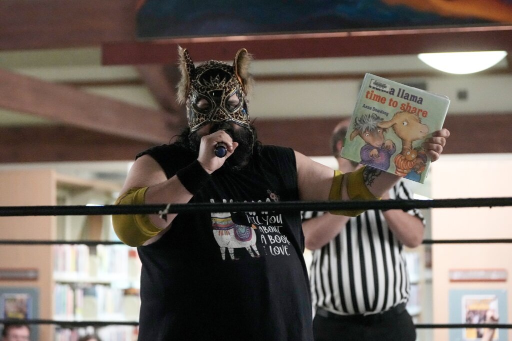 Lucha Library