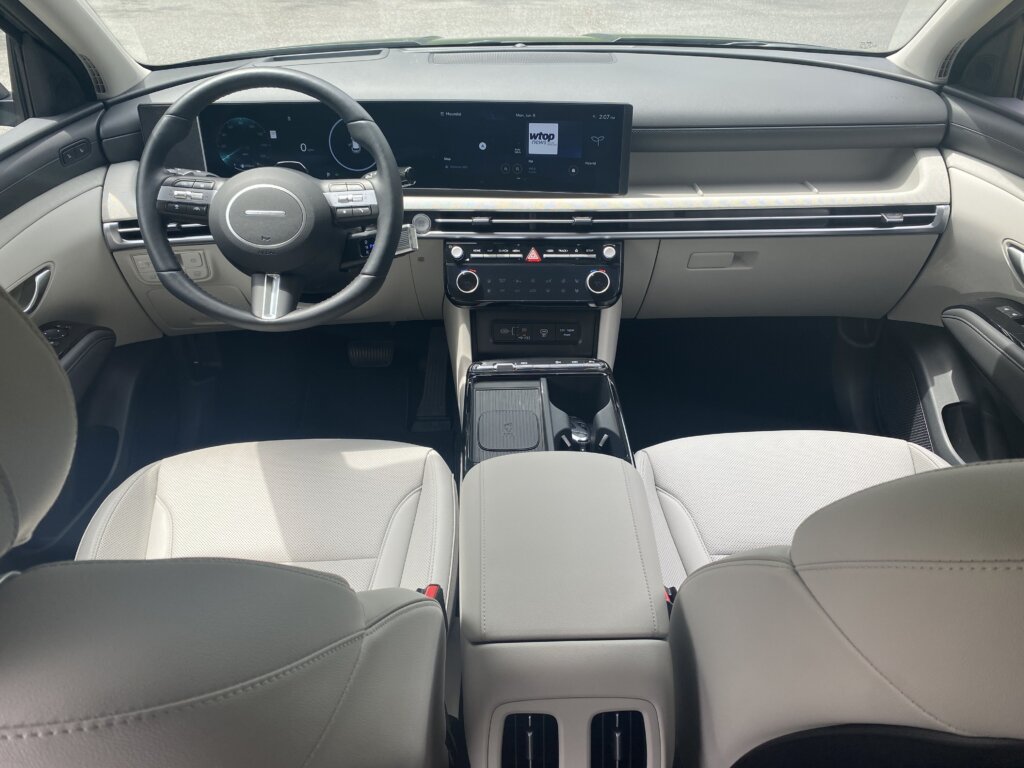 Hyundai says the cabin now features a “more open-feeling design."
