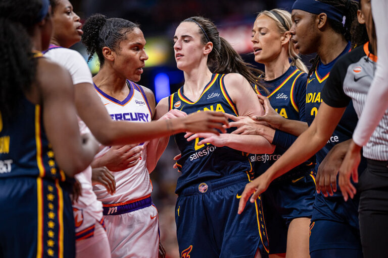 Phoenix Mercury v Indiana Fever