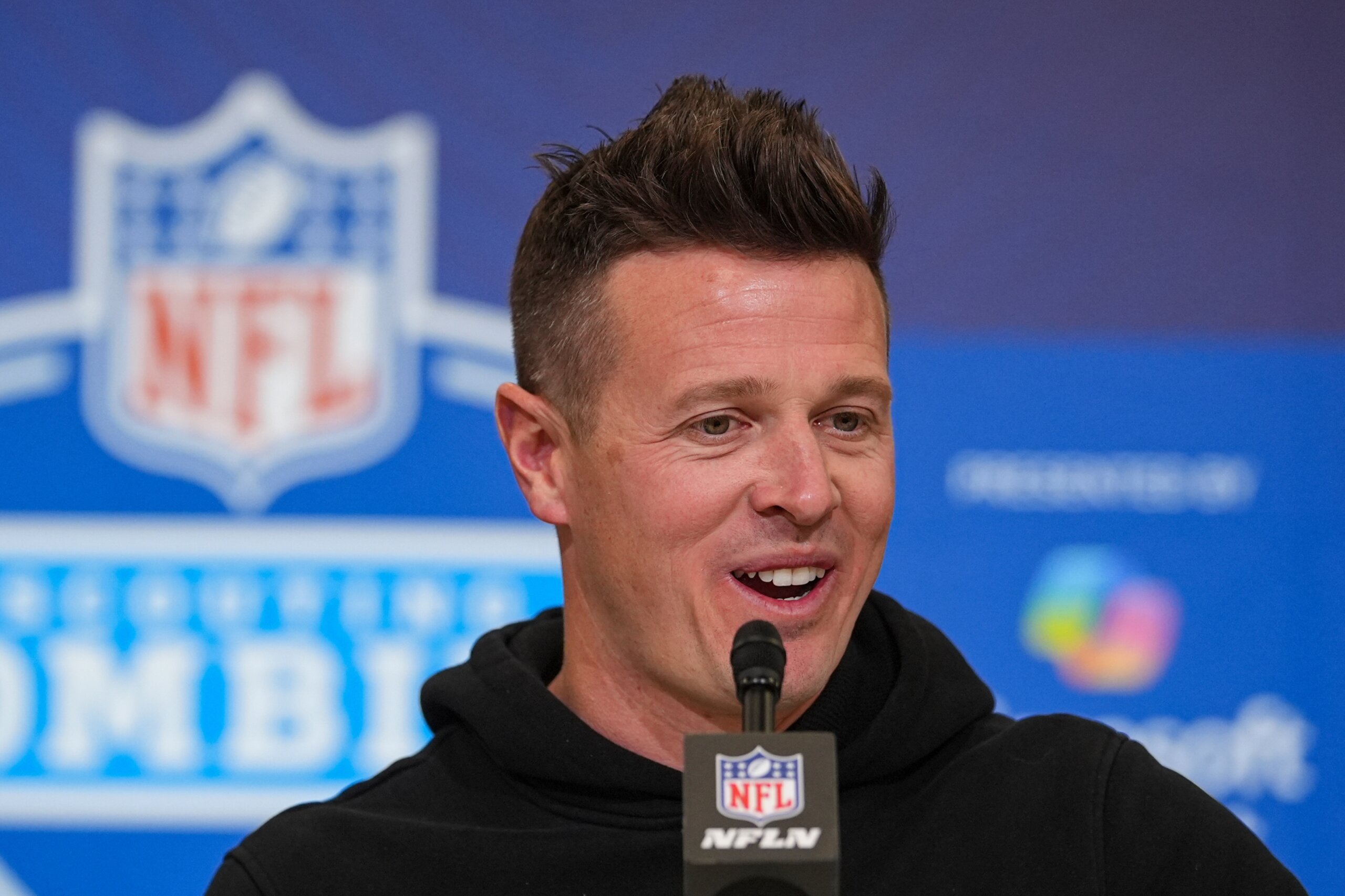NFL Camp Preview Football
