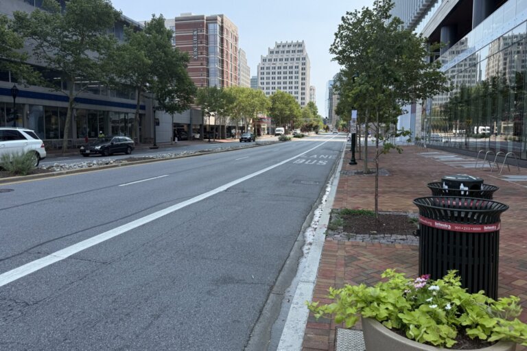 Metro bus lane