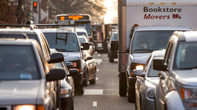 Survey: Drivers would take pay cut to avoid Northern Virginia commutes