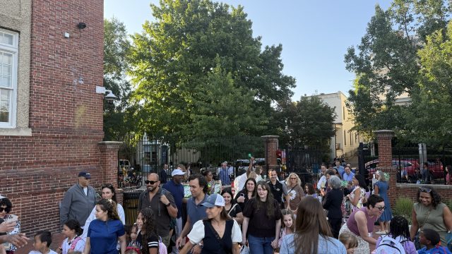 New buildings, new rules, same excitement surrounds 1st day of school in DC region
