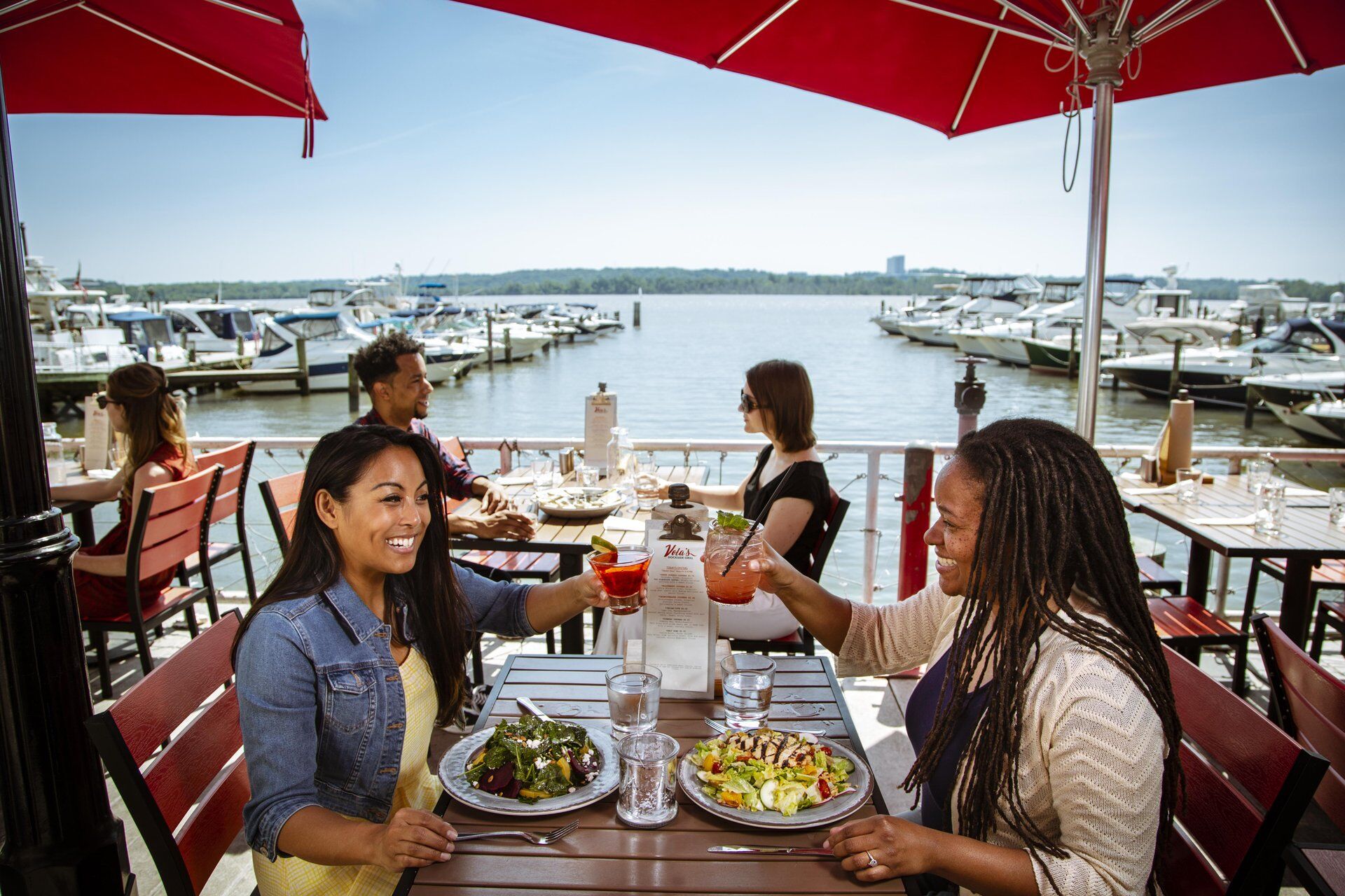 Vola s Dockside 3 CREDIT K Summerer for Visit Alexandria